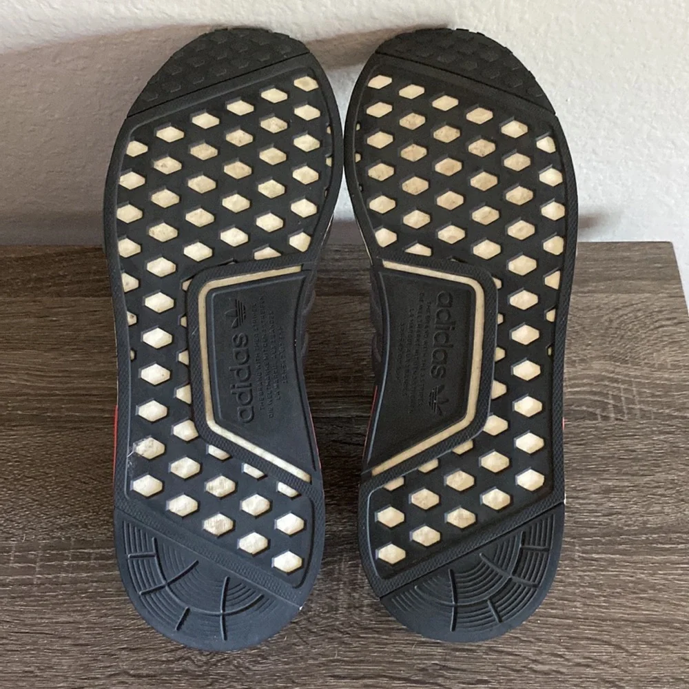 Adidas NMD R1 - Picture 5 of 6